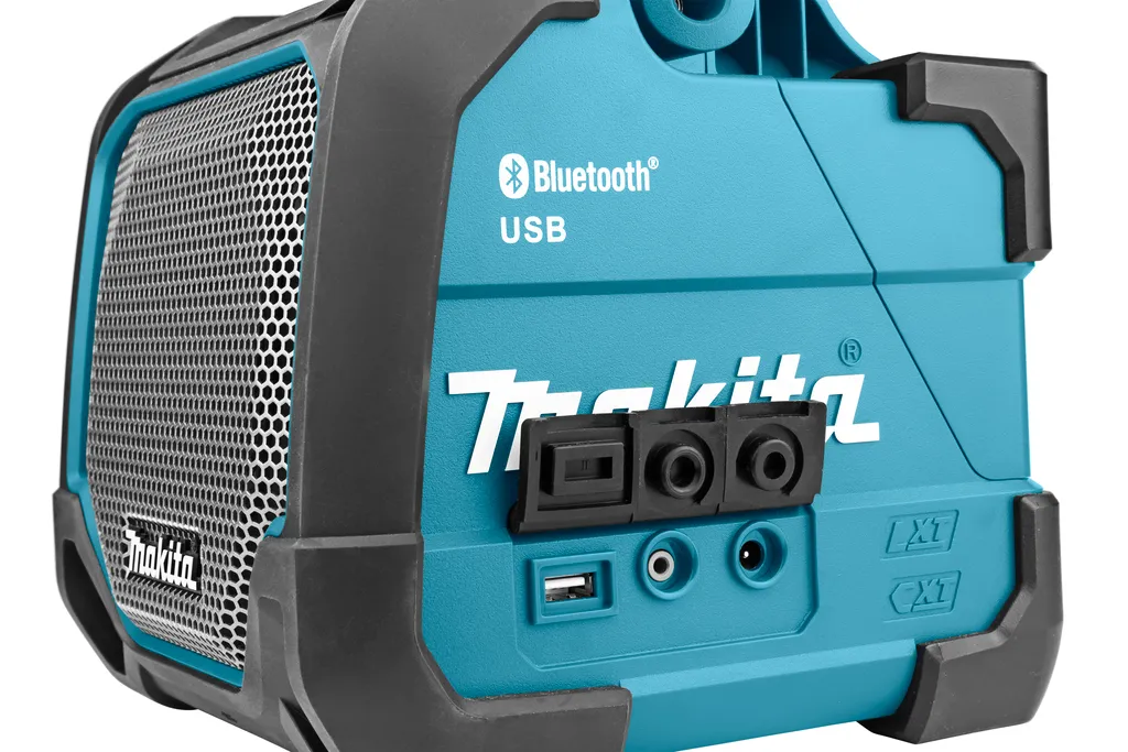 Makita DMR202