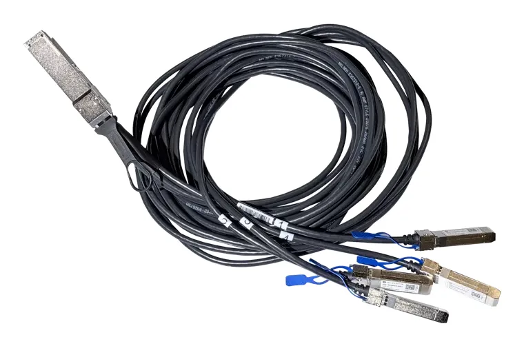MikroTik QSFP56 to 4x 50G 3m -verkkokaapeli, musta