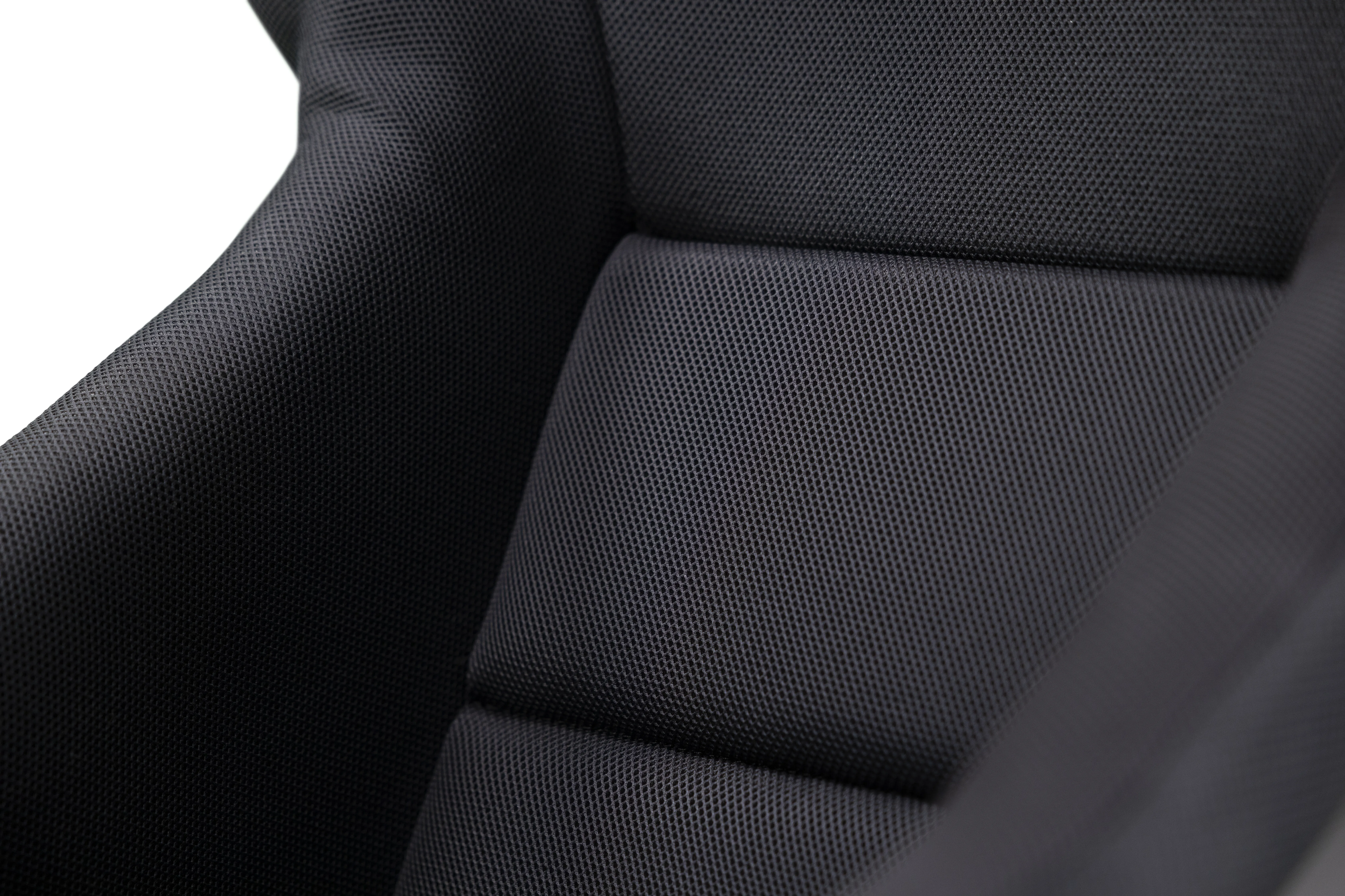 Playseat Sensation PRO - Black ActiFit ajotuoli, musta