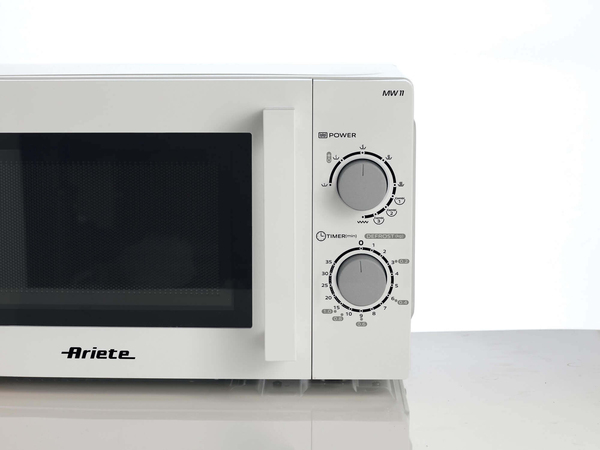 Ariete 952 - mikrov&aring;gsugn + grill, vit, 20l