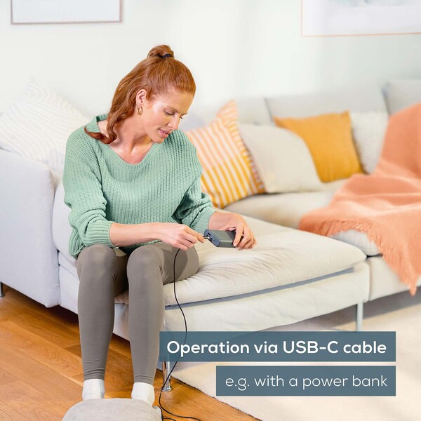 Beurer Fotmassageapparat och Fotv&auml;rmare 2-i1 FM 28