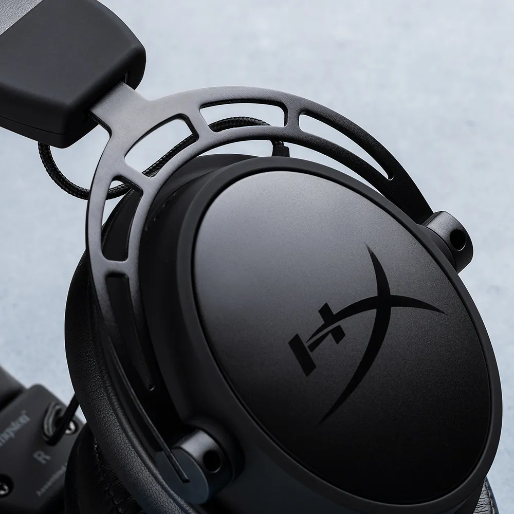 HyperX Cloud Alpha -pelikuulokkeet, Musta/Punainen