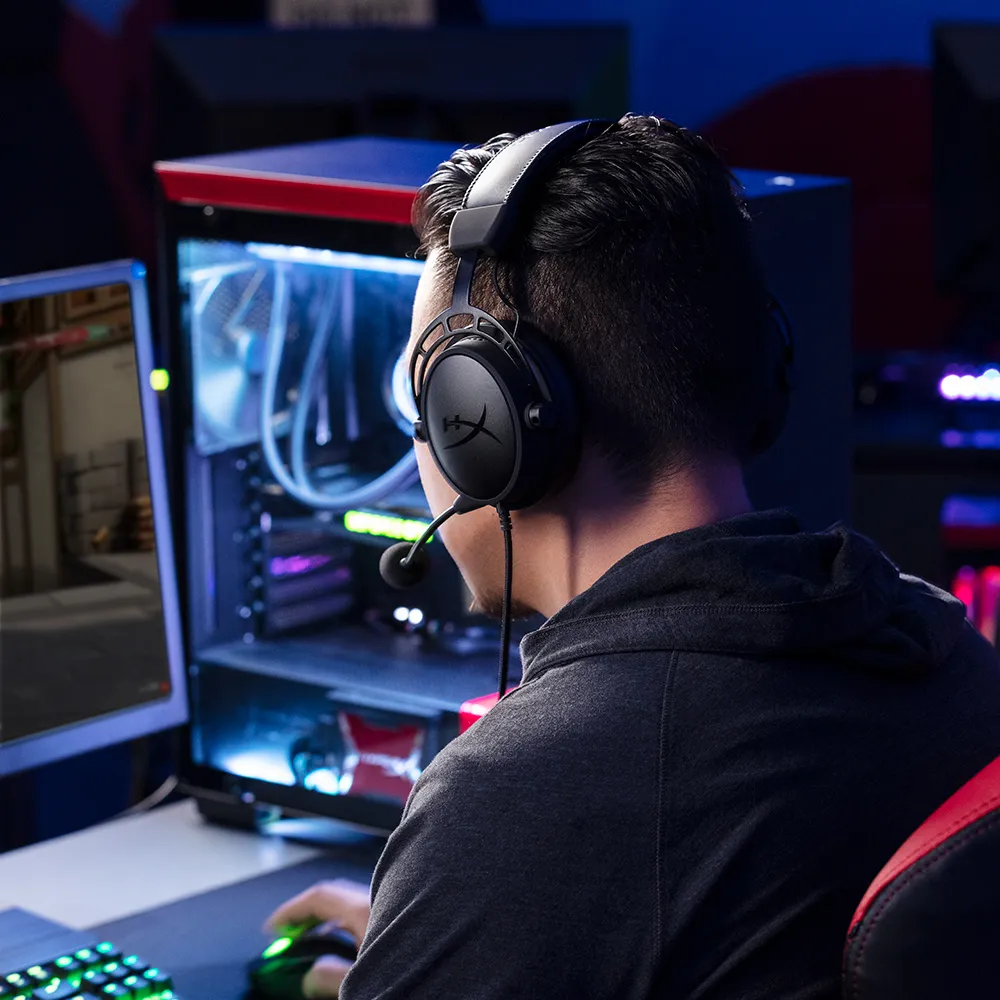 HyperX Cloud Alpha -pelikuulokkeet, Musta/Punainen