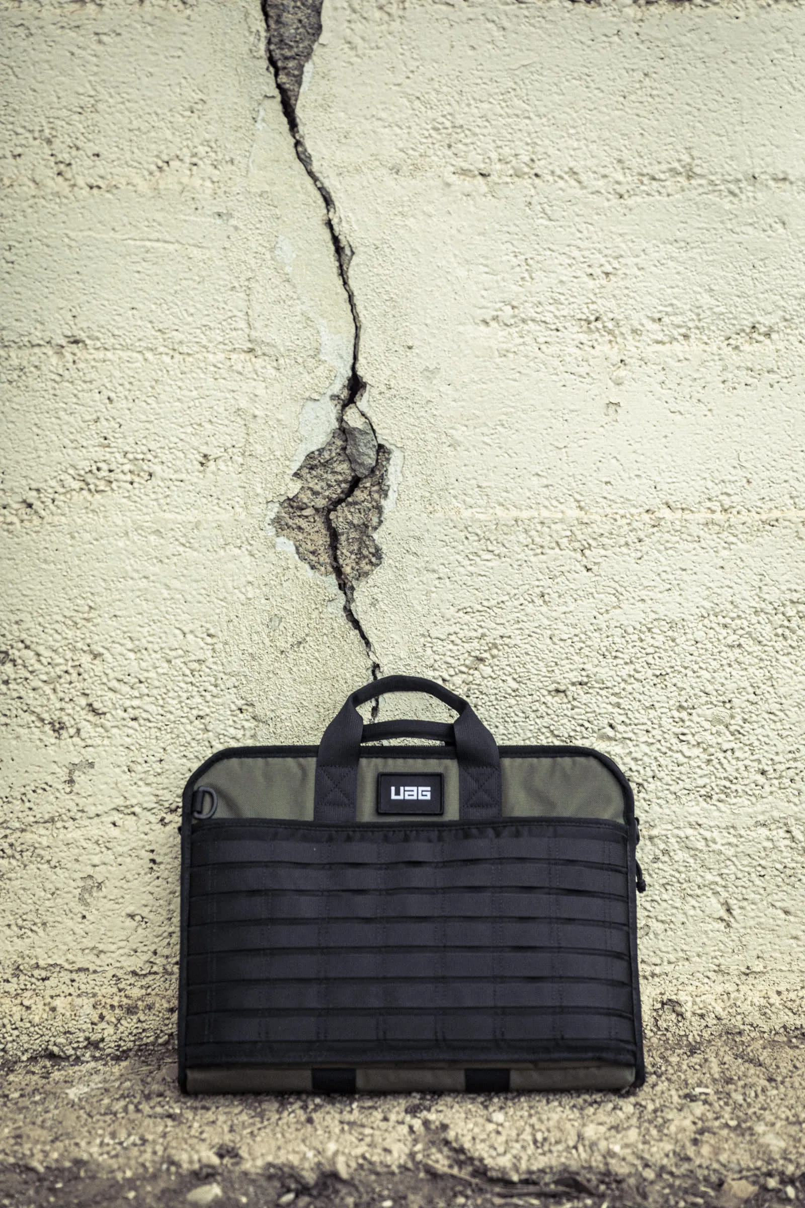 UAG Tactical Slim Brief Labtop 13&quot;, Olive