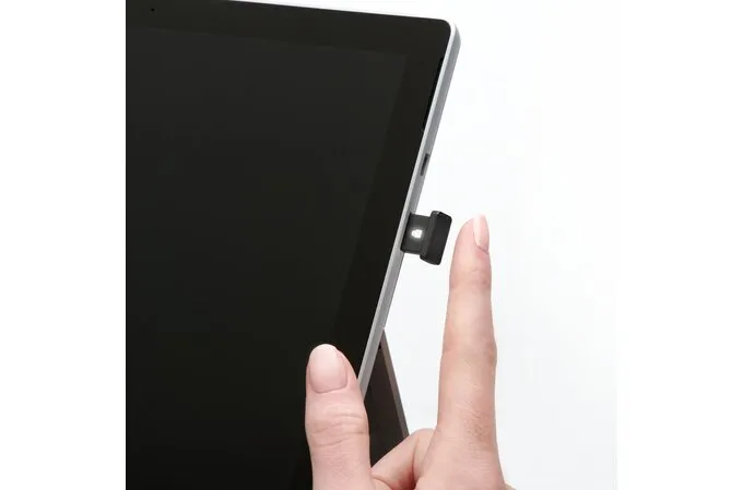 Kensington VeriMark Guard USB-A Fingerprint Key - FIDO2, WebAuthn/CTAP2, & FIDO U2F - Cross Platform - Sormenjälkilukija - USB - TAA-yhdenmukainen