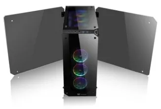 Thermaltake View 71 Tempered Glass Edition -t&auml;ystornikotelo ikkunalla, musta