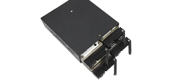 CHIFETEC 1x5.25in bay for 4x2.5in S-ATA HDD Hot-Swap Metal