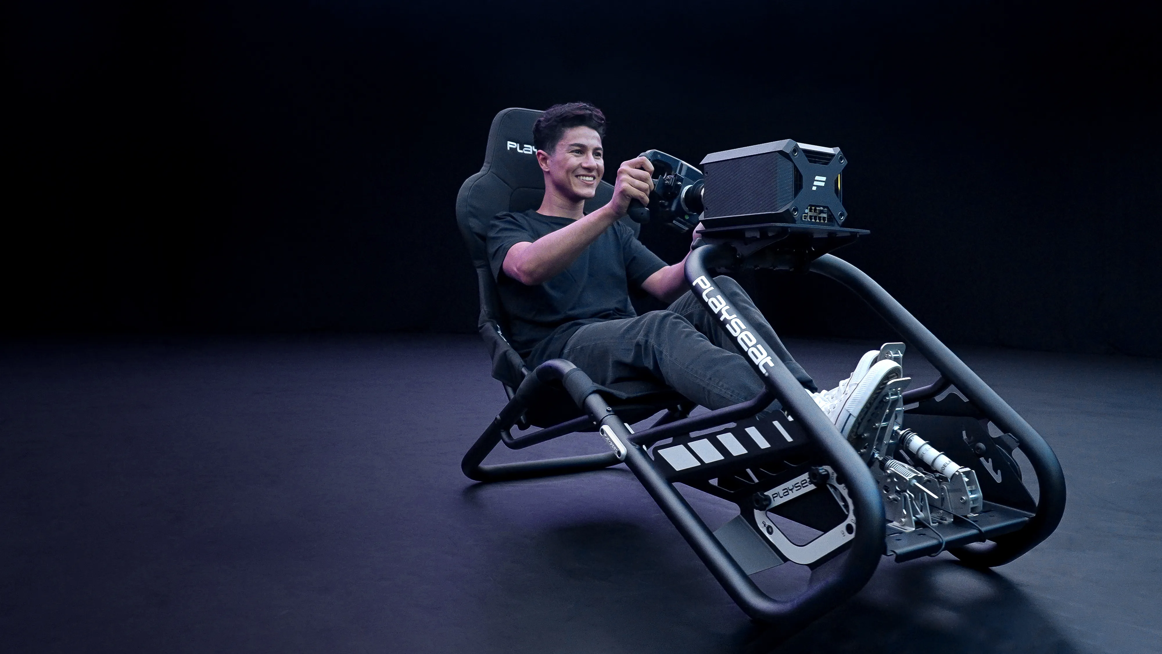 Playseat Trophy - Black ActiFit ajotuoli, musta