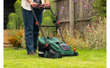 Bosch Rotak 18V-34 Akkuruohonleikkuri, 18 V, 4 Ah, 34 cm, 35 litraa