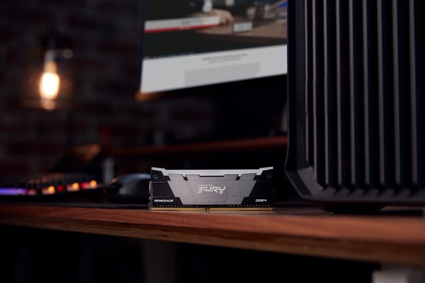 Kingston FURY Renegade RGB 32 Gt (2 x 16 Gt) DDR4 3600 MHz, 1Gx8, CL16 -muisti, Musta