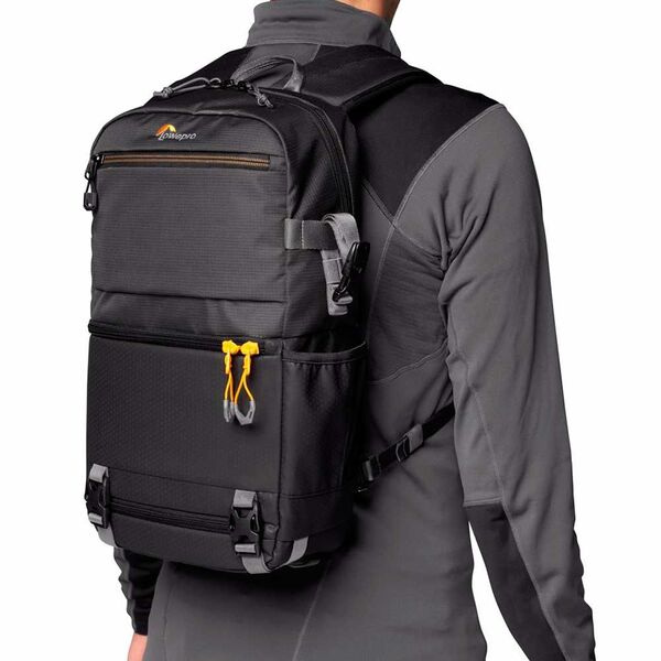Lowepro Reppu Slingshot SL 250 AW III Musta
