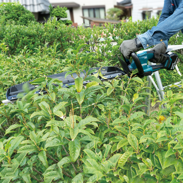 Makita DUH606Z 18V LXT Solo -pensassleikkuri