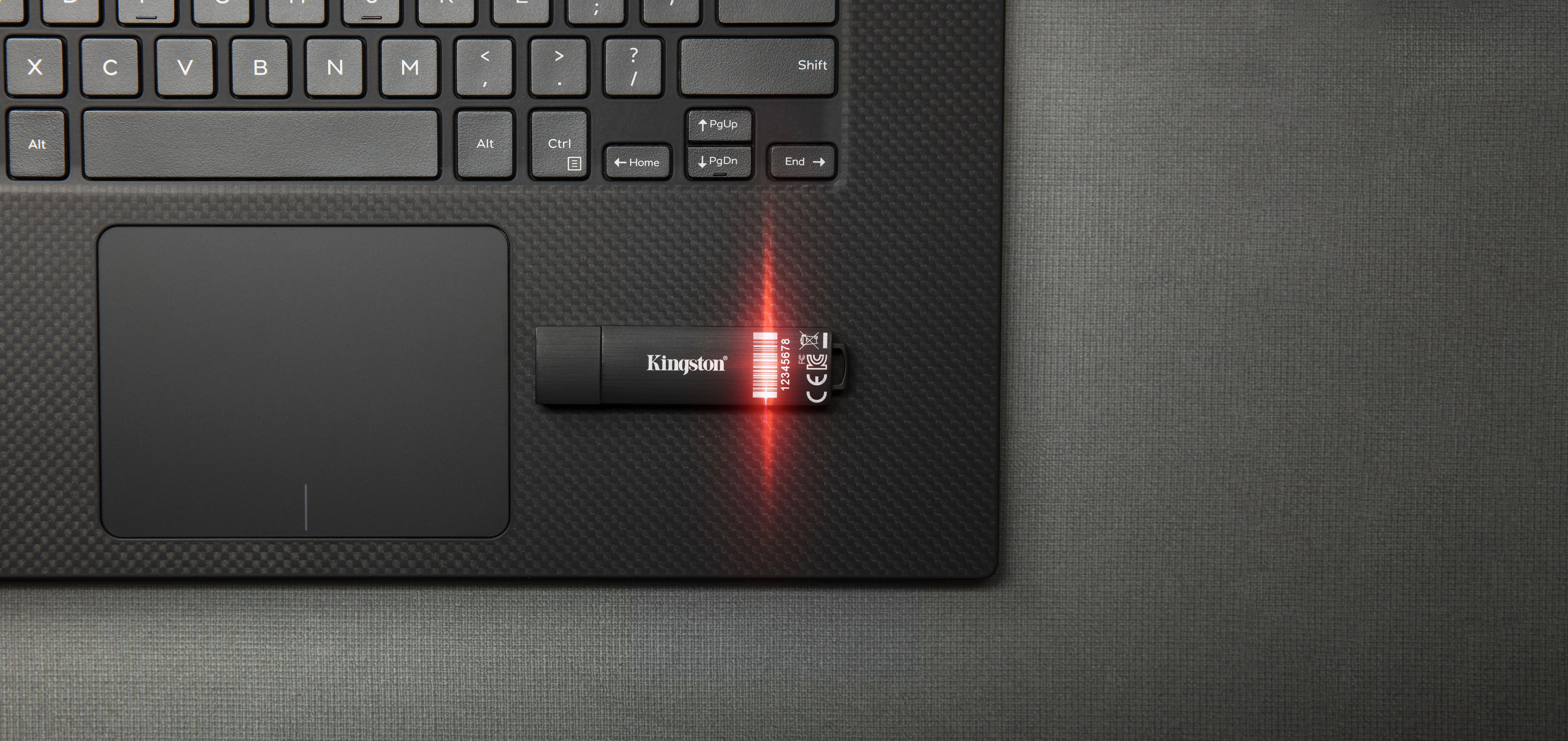Kingston IronKey D300S USB 3.2 Gen 1 128GB memory stick, Black