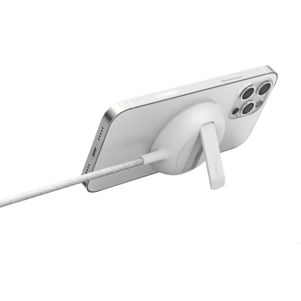BOOST CHARGE PRO Portable Wireless Charger Pad w MagSafe, 15