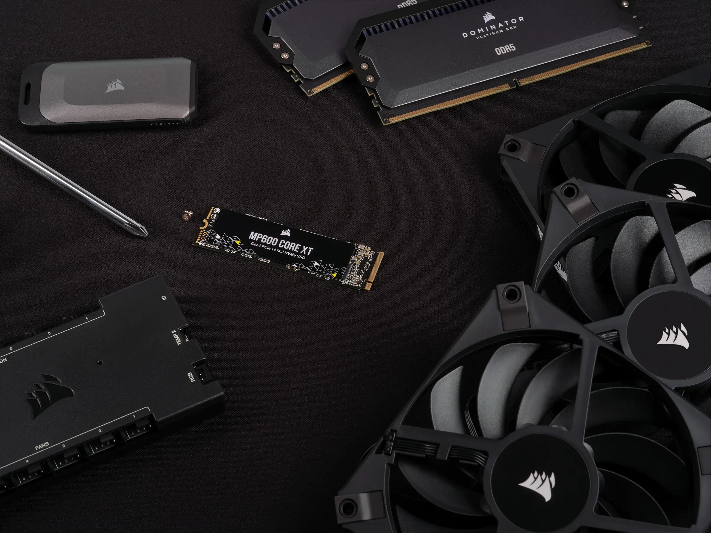 Corsair MP600 CORE XT 2 TB SSD - PCIe 4.0 x4, NVMe 1.4, M.2 2280