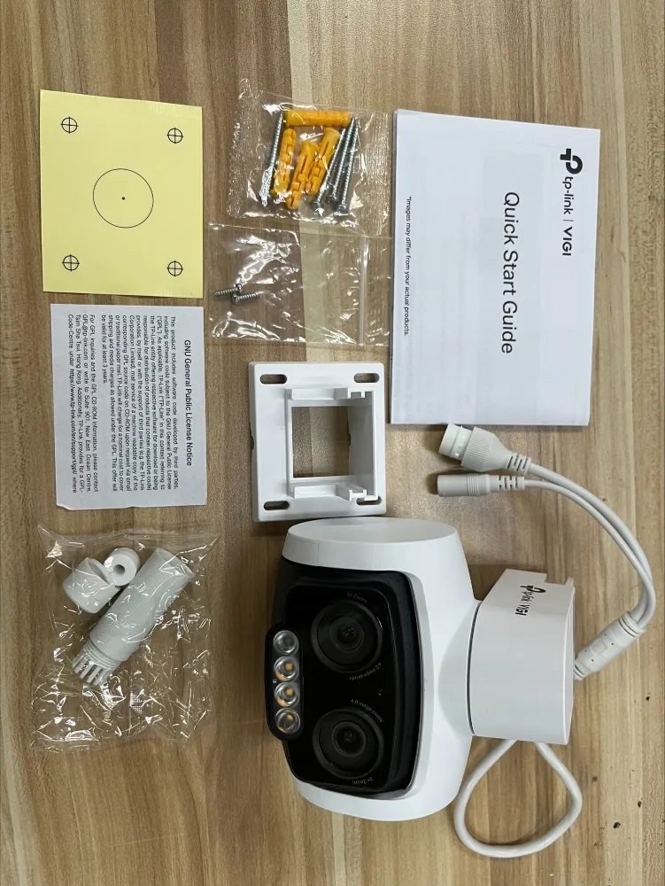 TP-Link VIGI C540V - Network Camera, White, Black