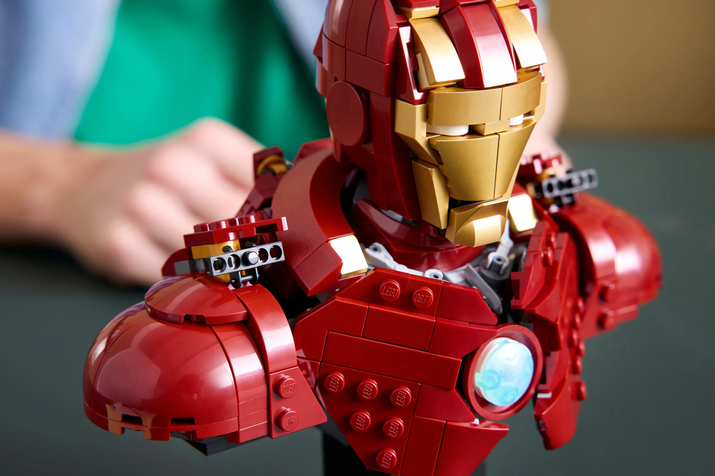 LEGO Marvel Iron Man MK4 Bust 76327