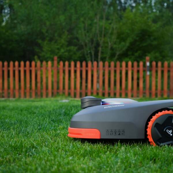 Segway Navimow H1500E-VF, RTK, GPS, Wi-Fi, 4G, 1500m&sup2; Robotic Lawn Mower