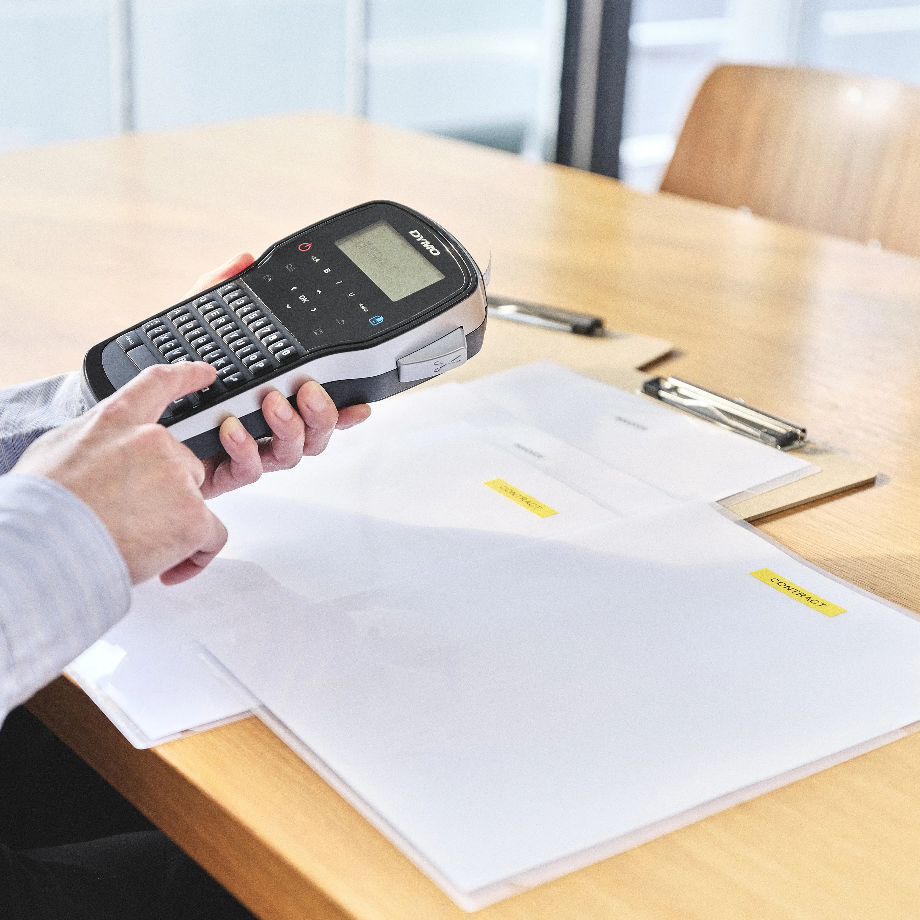 Tape D1 12mmx7m black/yellow