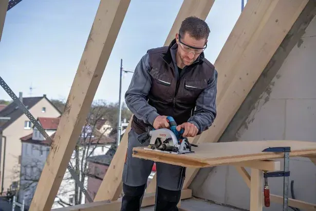 Bosch Cordless Circular Saw GKS 18V-57-2 Professional, 18V (blue/black, 2x Li-Ion battery ProCORE18V 5.5Ah, in L-BOXX)