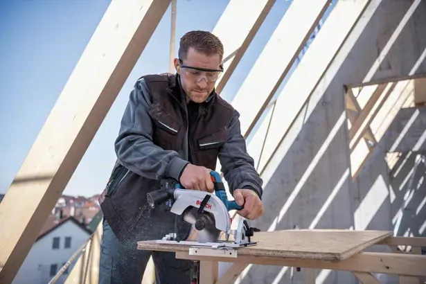 Bosch Cordless Circular Saw GKS 18V-57-2 Professional, 18V (blue/black, 2x Li-Ion battery ProCORE18V 5.5Ah, in L-BOXX)