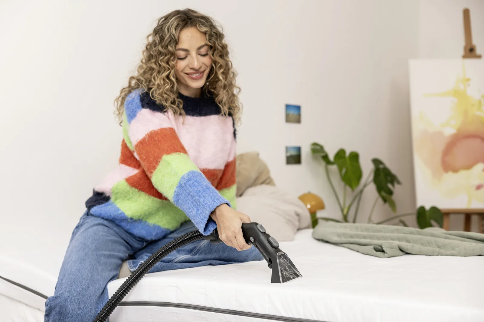 Kärcher SE 3 Compact Home Wet and dry vacuum cleaner, White