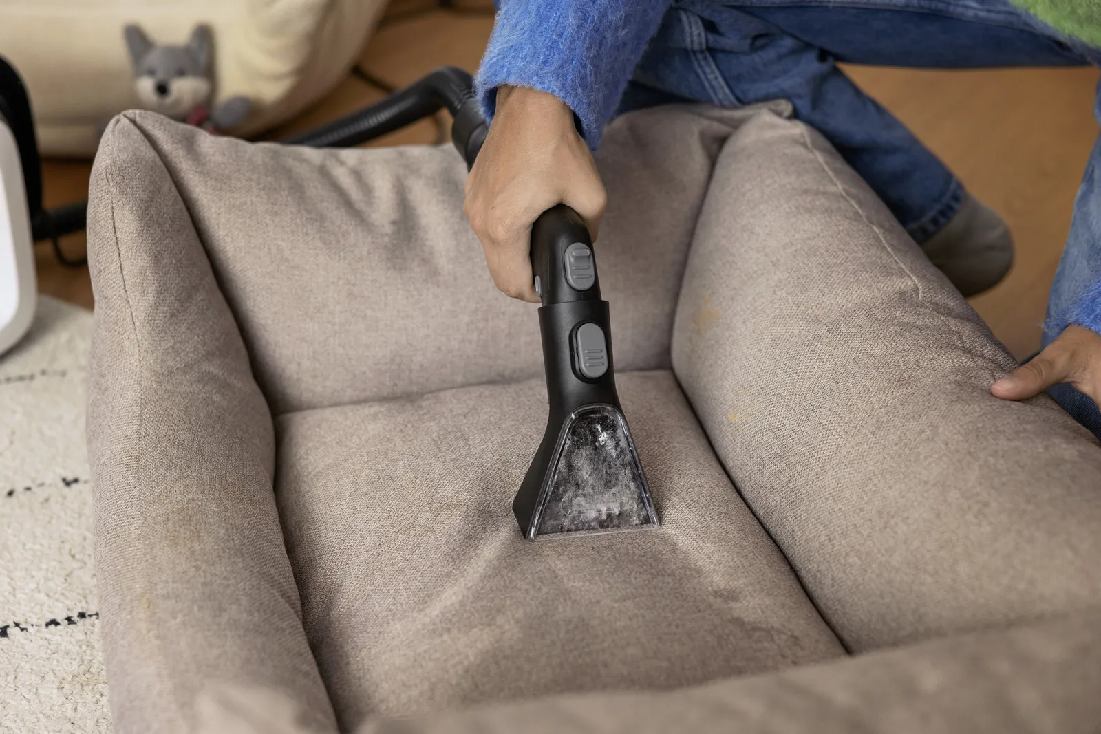 Kärcher SE 3 Compact Home Wet and dry vacuum cleaner, White