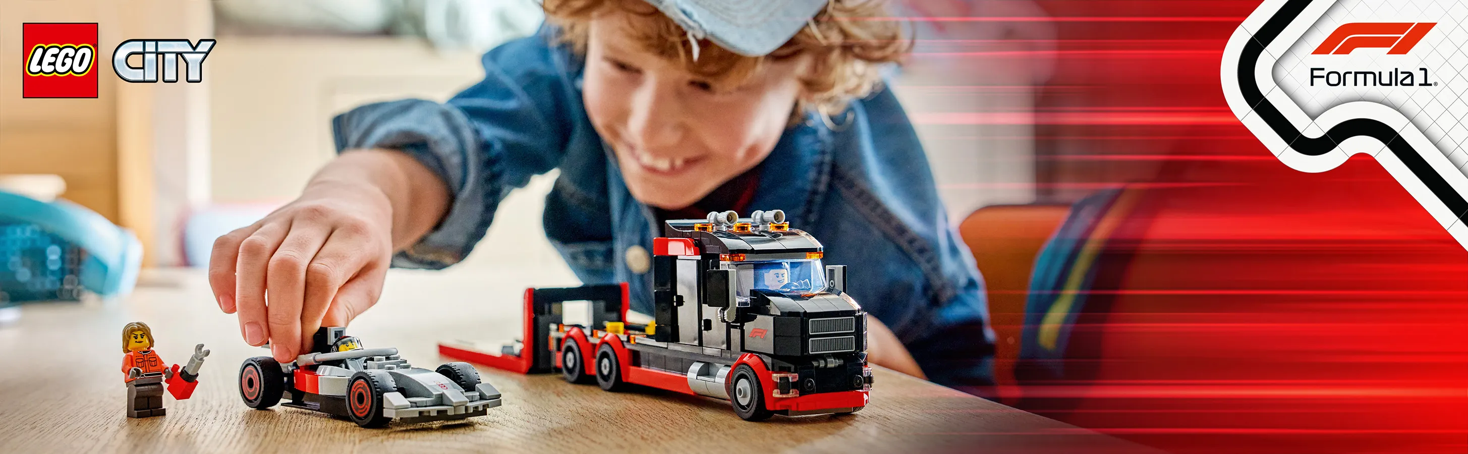 LEGO City F1-utst&auml;llningsbil och Audi F1-racerbil 60493