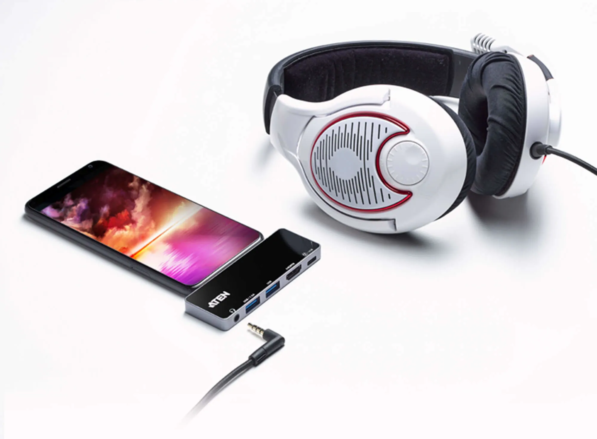 ATEN USB-C Travel Dock 5 in 1 with Power Pass Through PD92W