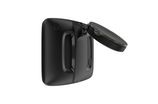 TomTom GO 5 BASIC LTM&amp;T LIVE Itsen&auml;inen GPS-paikannin 5" n&auml;yt&ouml;ll&auml;. EU 48 kartat .WiFi. LIFE TIME MAP UPDATE! elinik&auml;inen ilmainen karttap&auml;ivitys! LIFETIME LIVE