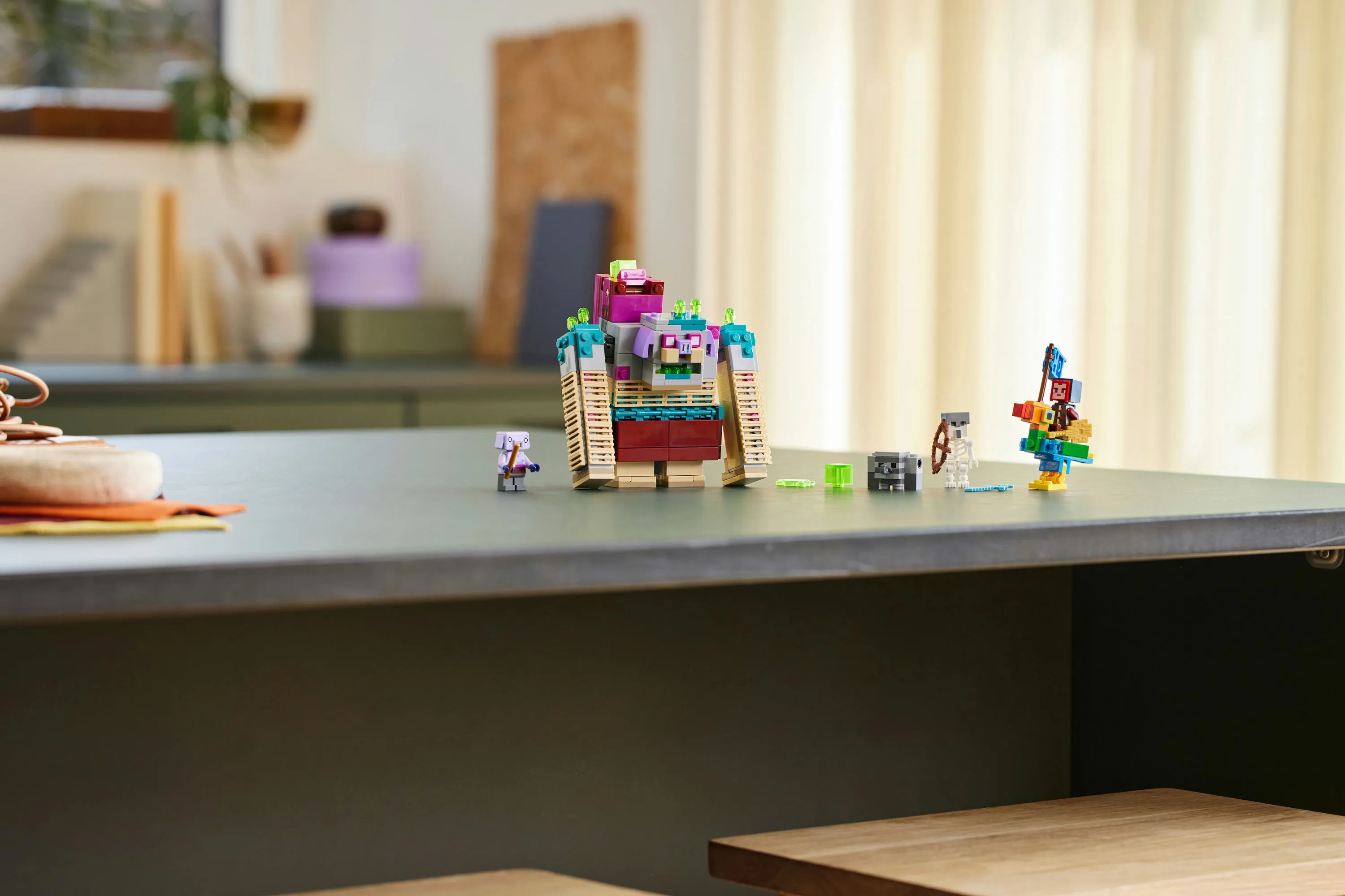 LEGO Minecraft Devourer Showdown 21257