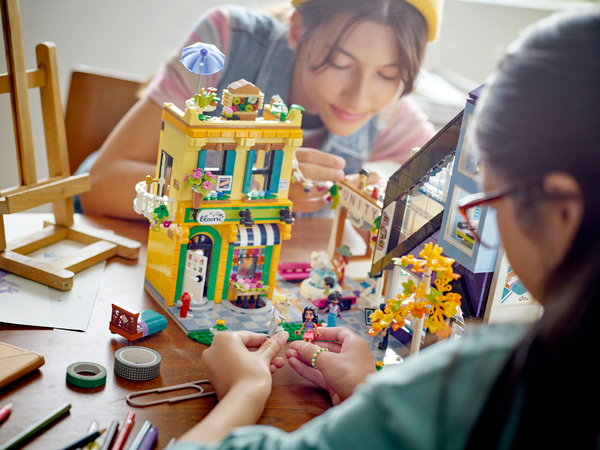 Lego Friends Town Center 41732