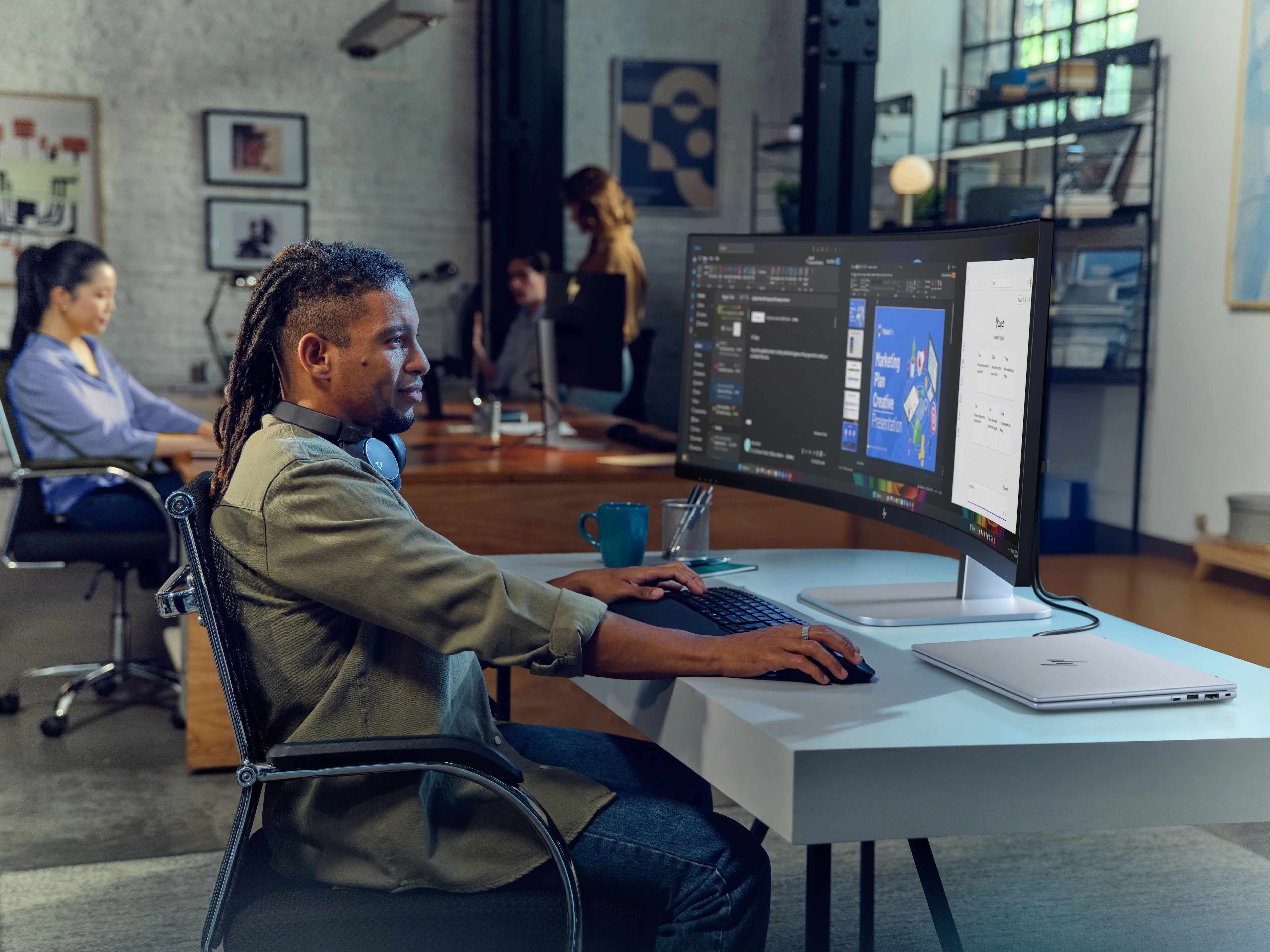 HP Series 5 Pro 549pm 49" DQHD, VA curved sk&auml;rm med USB-C hub