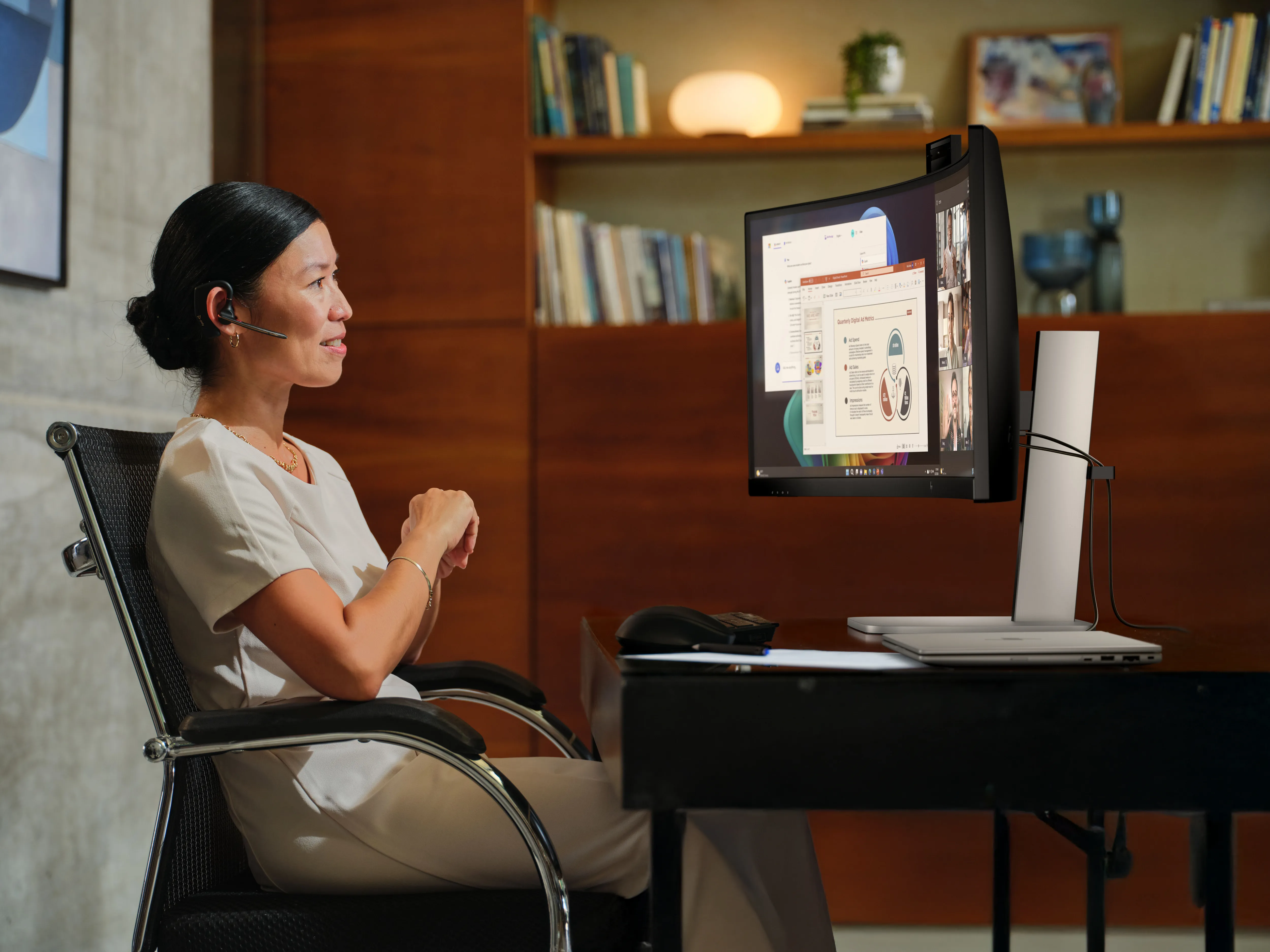 HP Series 5 Pro 549pm 49" DQHD, VA curved sk&auml;rm med USB-C hub