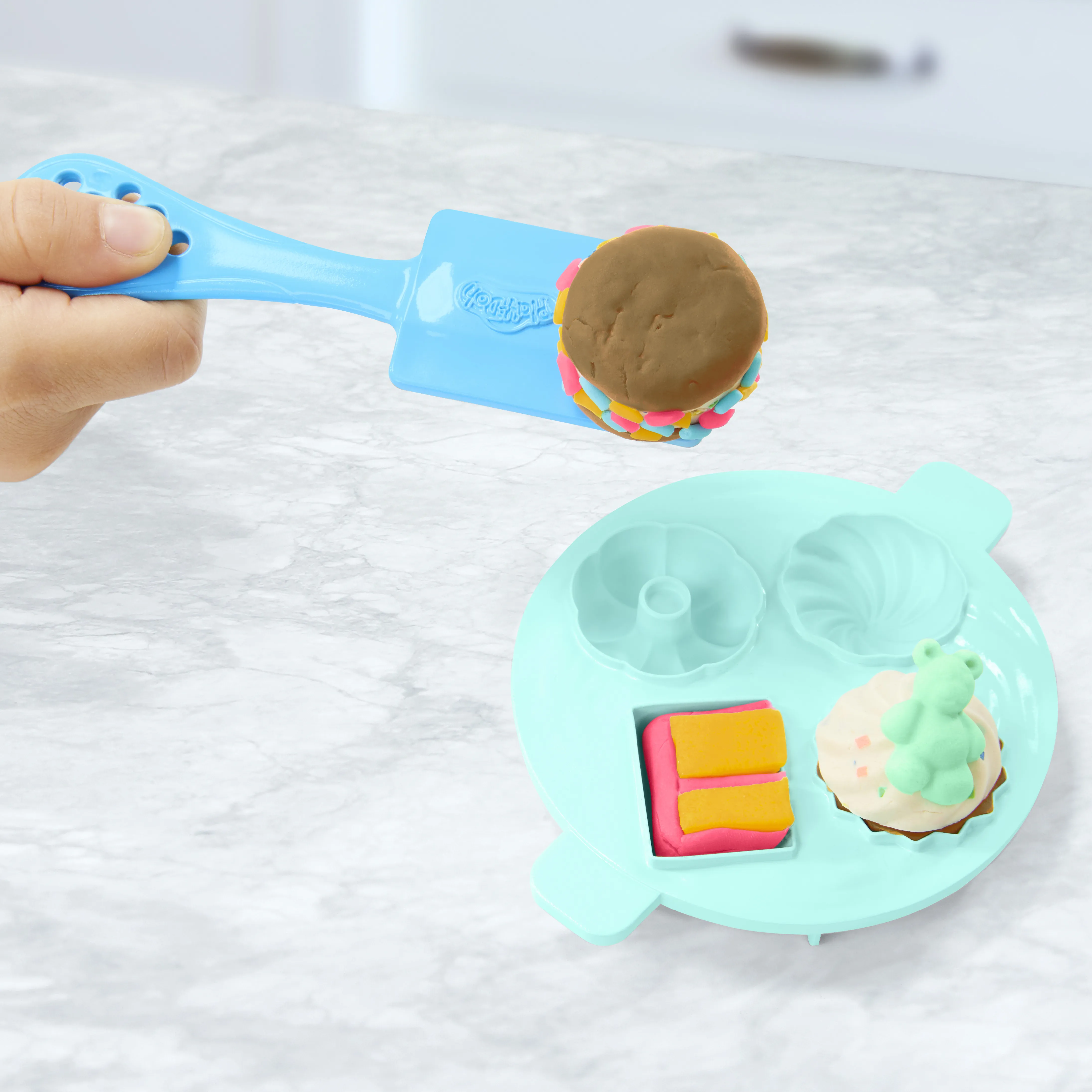 Play-Doh Kitchen Creations Playset Magical Mixer