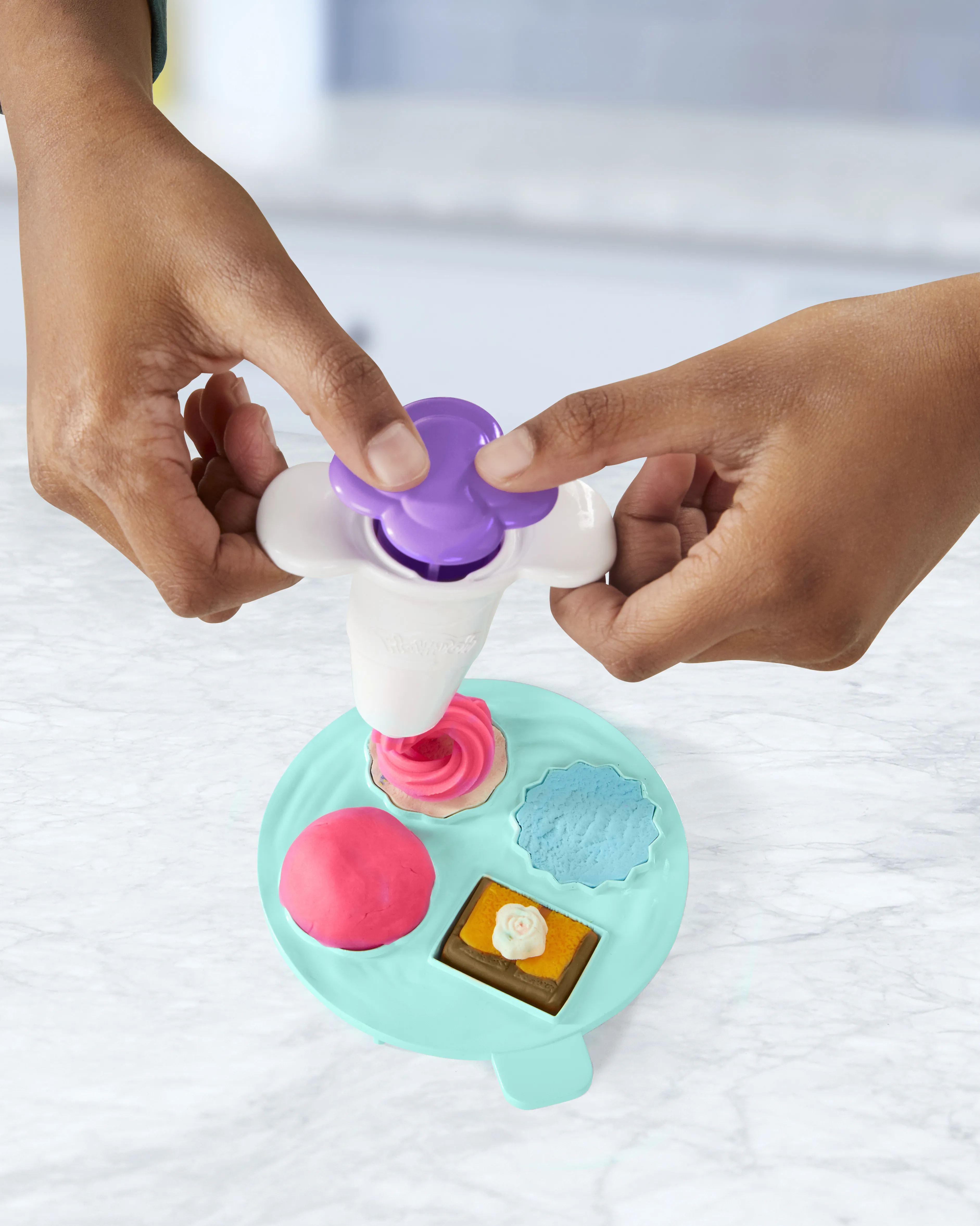 Play-Doh Kitchen Creations Playset Magical Mixer