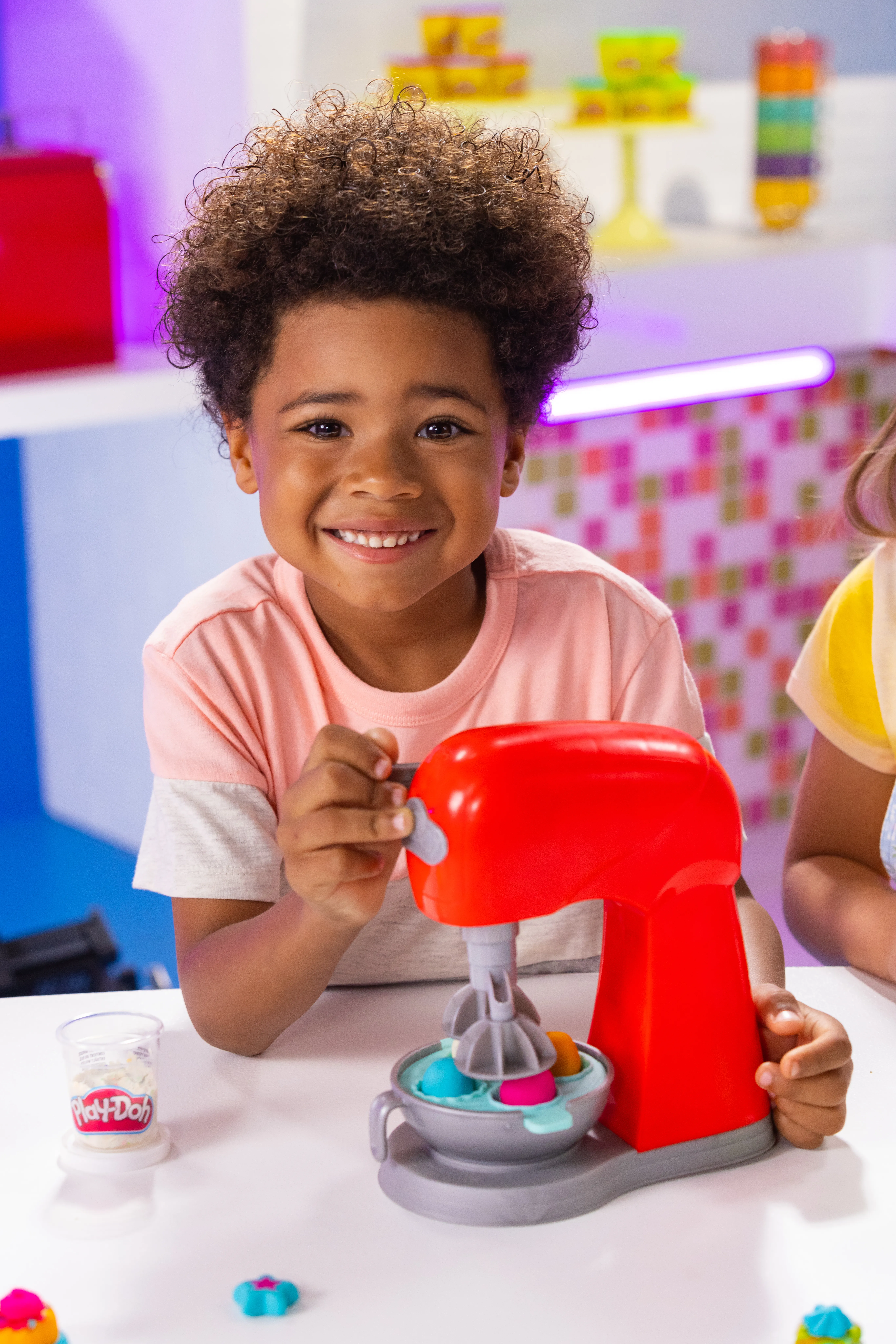 Play-Doh Kitchen Creations Playset Magical Mixer