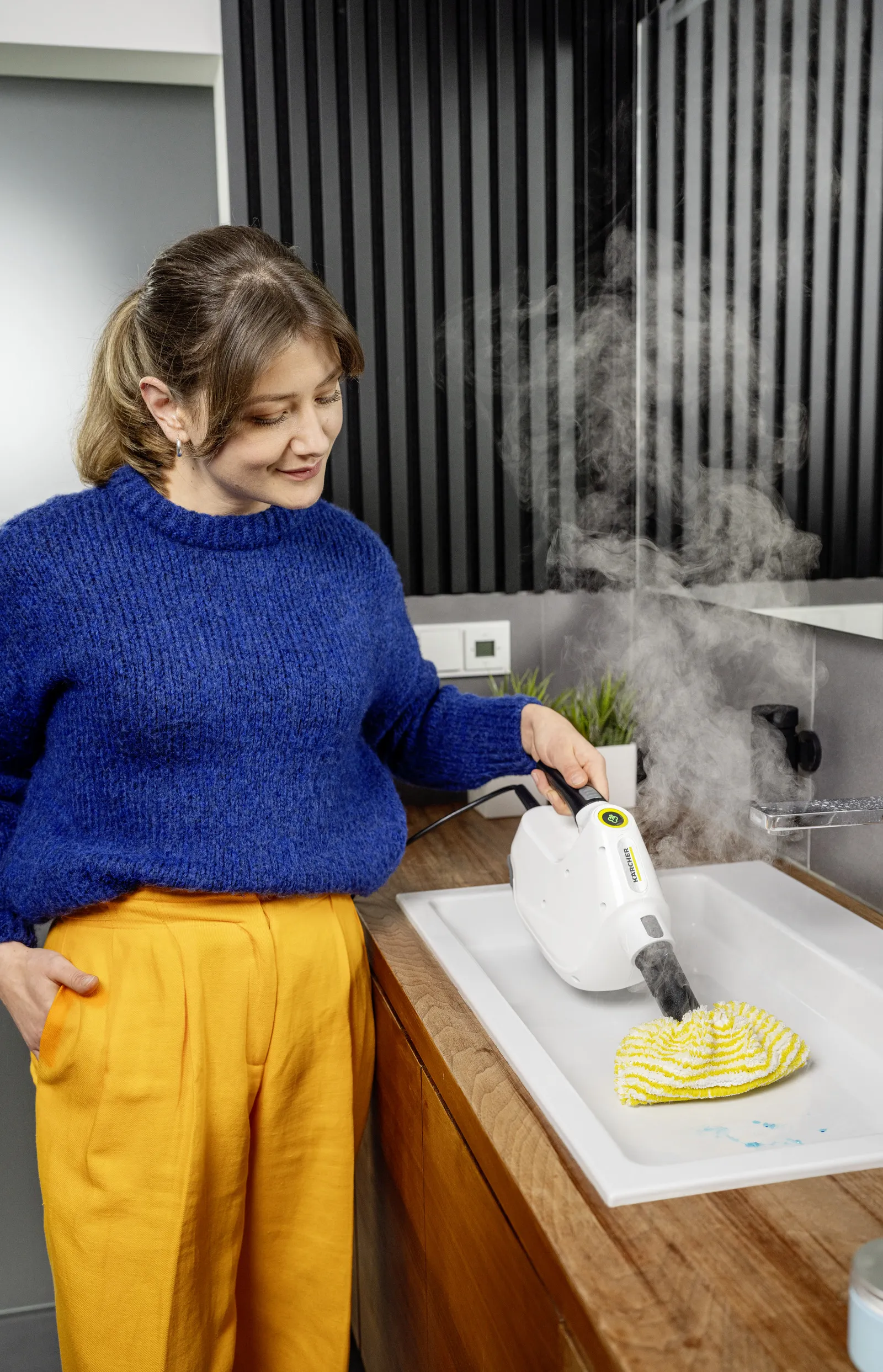 K&auml;rcher SC 1 Multi Comfort Handheld Steam Cleaner, 1300 W, 0.2 L, White