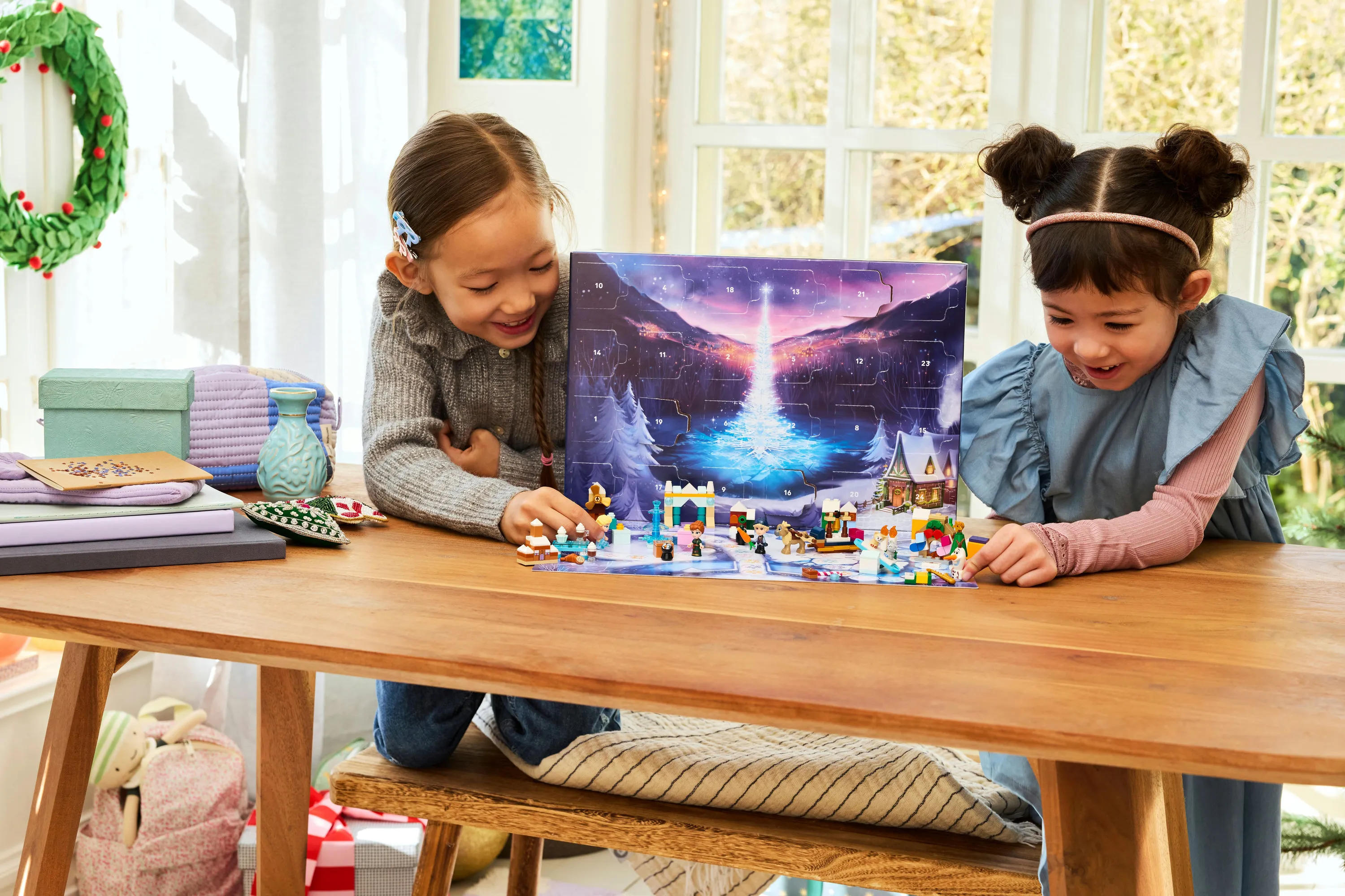LEGO Disney Frozen Adventskalender 2025 43273 LEGO Disney Frozen Adventskalender 2025 43273