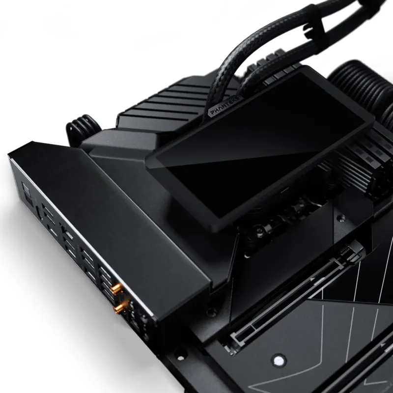 Phanteks Glacier One 360M25G2 360 mm All-in-One -nestej&auml;&auml;hdytysj&auml;rjestelm&auml; prosessorille 6 tuuman LCD-n&auml;yt&ouml;ll&auml; - Musta