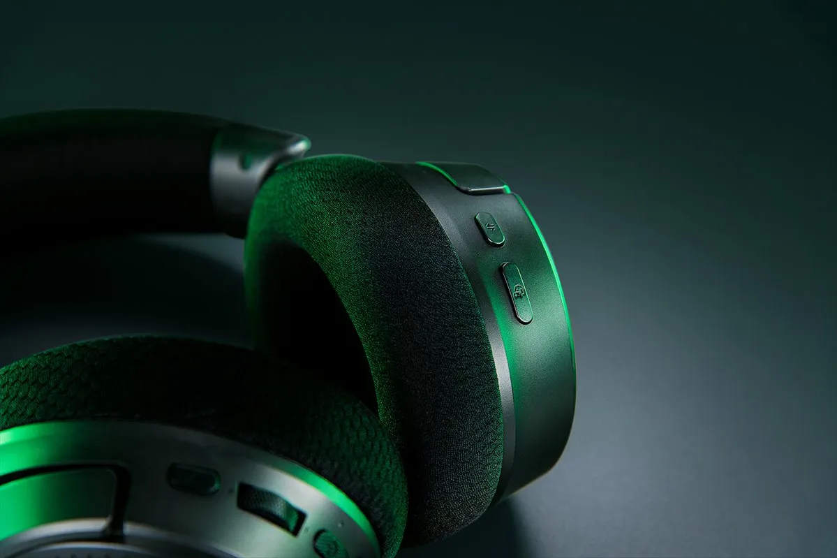 Razer Kraken V4 - wireless gaming headset, black