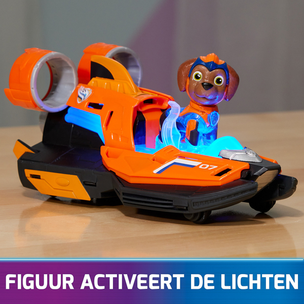 Spin Master Paw Patrol Mighty Movie - Basic vehicle from Zuma with puppy figure, toy vehicle
