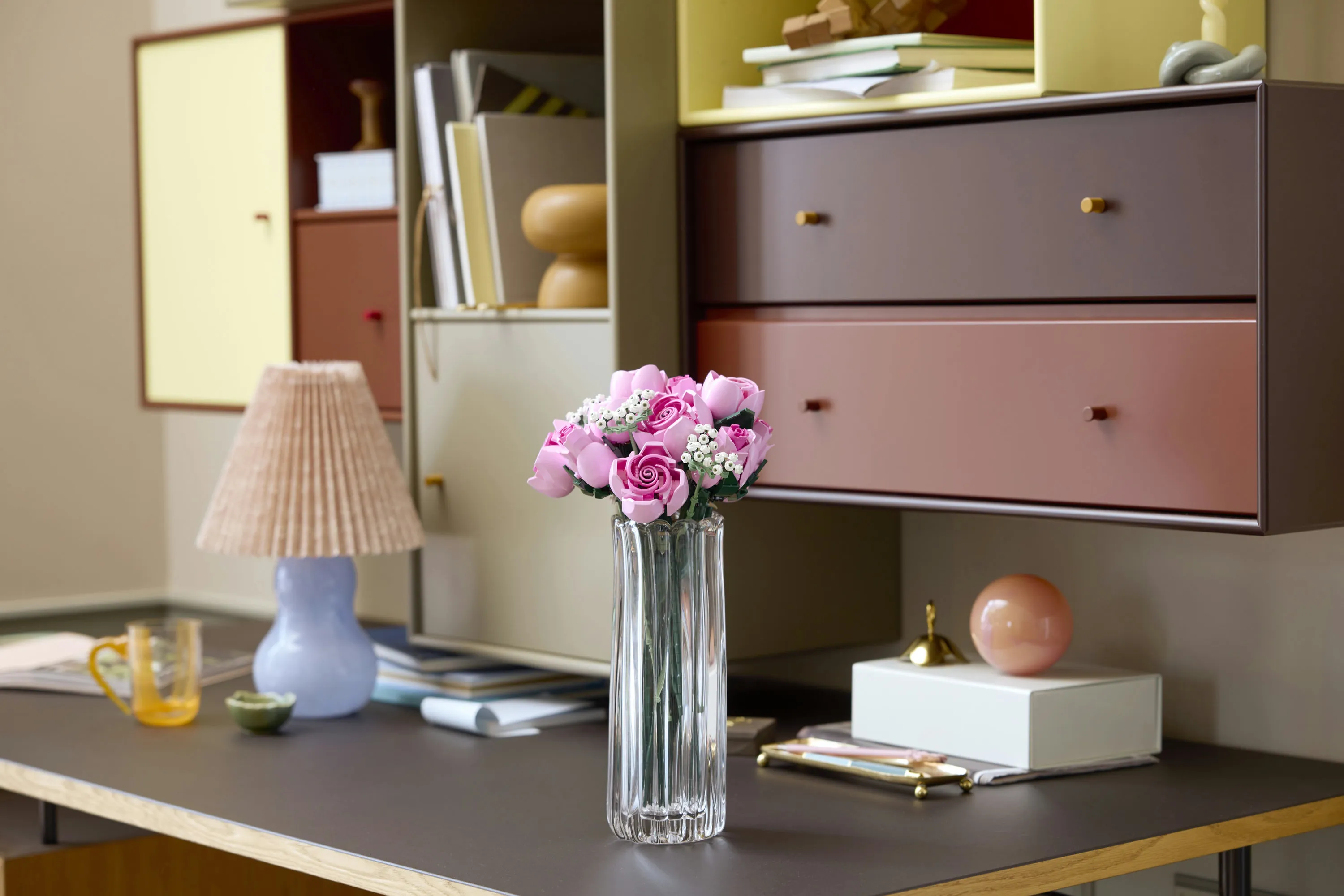 LEGO Botanicals Vaaleanpunainen ruusukimppu 10374