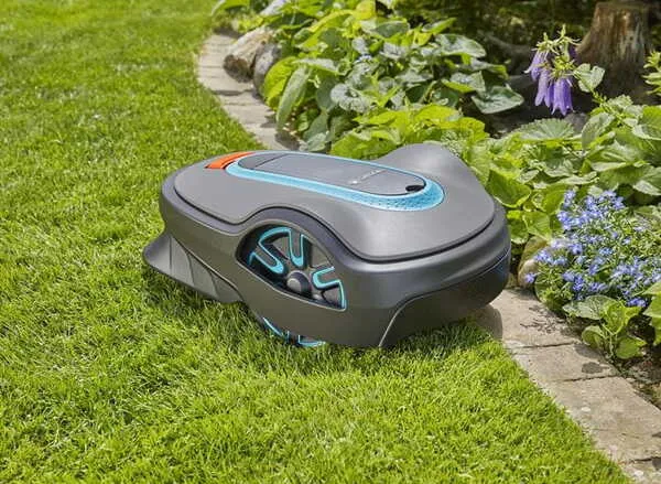 Gardena SILENO life 1500 m&sup2; - robotic lawnmower