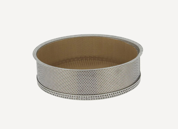 De Buyer Tondo Forato Py&ouml;re&auml; rei'itetty leivontavuoka ruostumatonta ter&auml;st&auml; 24 cm Hopea
