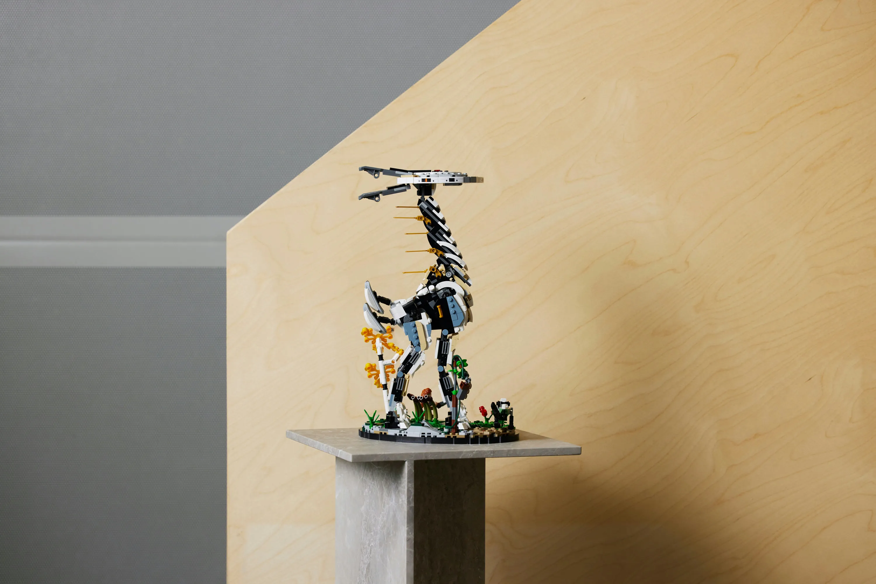 Lego Horizon Forbidden West: Long Neck Construction Toy 76989