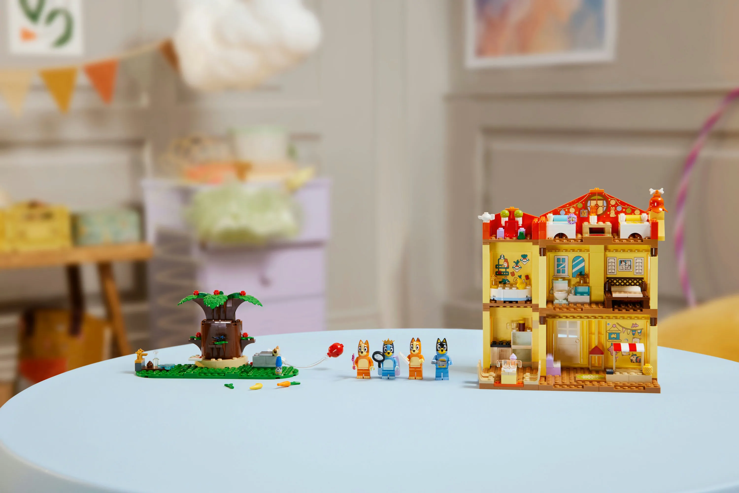 LEGO Bluey Bluey Family House 11203