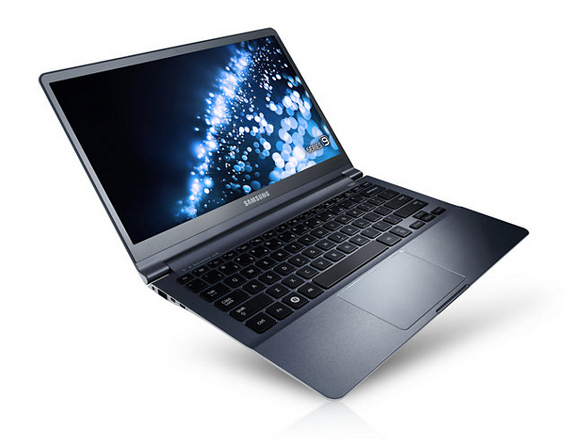 SAMSUNG NP900X3E-A01SE 9 Series NP 13.3