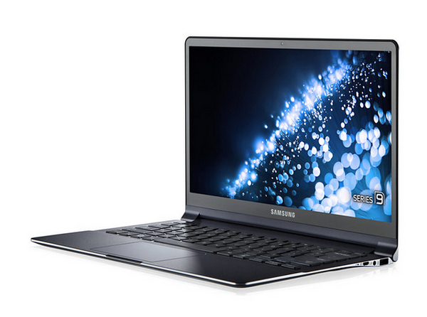 SAMSUNG NP900X3E-A01SE 9 Series NP 13.3