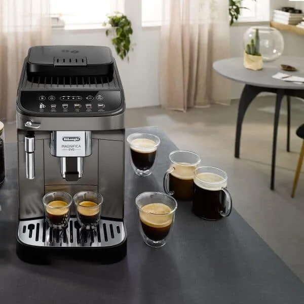 Delonghi Magnifica Evo ECAM290.42 -espressokeitin, t&auml;ysautomaattinen, musta, Titaani